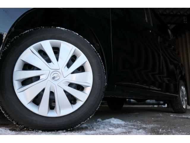 デイズ Ｓ　夏冬タイヤ　ワンオーナー　純正ＣＤラジオ　社外前後ドライブレコーダー　シートヒーター　キーレス　衝突被害軽減ブレーキ　コーナーセンサー　横滑り防止装置　アイドリングストップ　電動格納ミラー（9枚目）