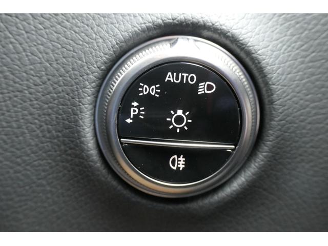 �I�[�g���C�g����