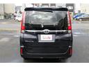 エスクァイア Gi 寒冷地仕様 トヨタセーフティセンス 夏冬タイヤ SDナビ TV Bluetooth フリップダウンモニター 前後ドラレコ ETC 両側電動パワースライドドア ハーフレザーシート シートヒーター(5枚目)