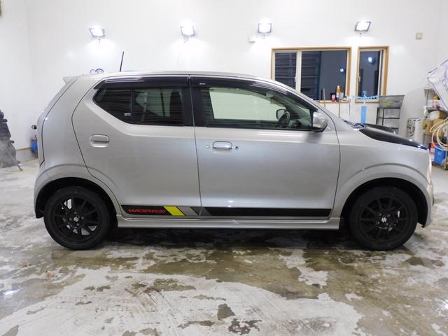 アルトワークス ベースグレード　社外ＦＲＰエアロボンネットロッソモデロ新品マフラー純正レカロシートＫＹＢショックＨＩＤフォグランプ横滑り防止機能スマートキープッシュスタートパドルシフト純正タワーバーオートエアコン寒冷地仕様（5枚目）