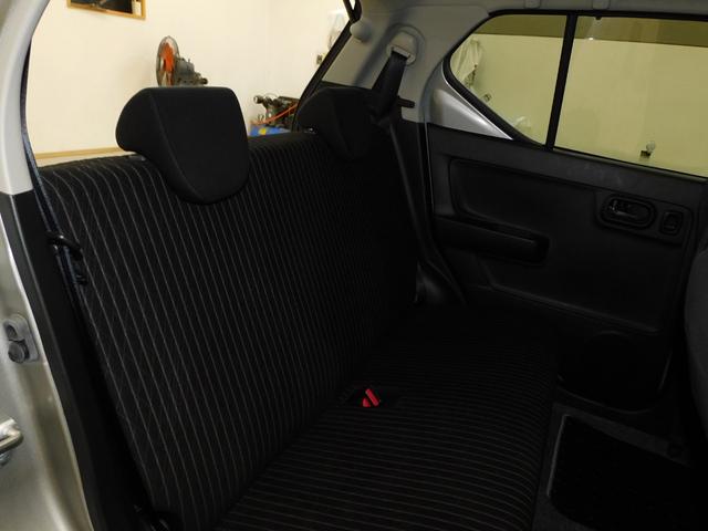 アルトワークス ベースグレード　社外ＦＲＰエアロボンネットロッソモデロ新品マフラー純正レカロシートＫＹＢショックＨＩＤフォグランプ横滑り防止機能スマートキープッシュスタートパドルシフト純正タワーバーオートエアコン寒冷地仕様（18枚目）