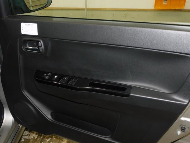 アルトワークス ベースグレード　社外ＦＲＰエアロボンネットロッソモデロ新品マフラー純正レカロシートＫＹＢショックＨＩＤフォグランプ横滑り防止機能スマートキープッシュスタートパドルシフト純正タワーバーオートエアコン寒冷地仕様（25枚目）