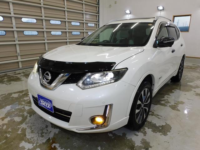 エクストレイル モード・プレミア　ハイブリッド　サンルーフアラウンドビューモニターバグガード踏み間違い防止機能メーカーＯＰナビパワーバックゲートハーフレザーシートシートヒーターパートタイム４ＷＤクルーズコントロールブラインドスポットモニター（3枚目）