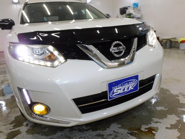 エクストレイル モード・プレミア　ハイブリッド　サンルーフアラウンドビューモニターバグガード踏み間違い防止機能メーカーＯＰナビパワーバックゲートハーフレザーシートシートヒーターパートタイム４ＷＤクルーズコントロールブラインドスポットモニター（12枚目）