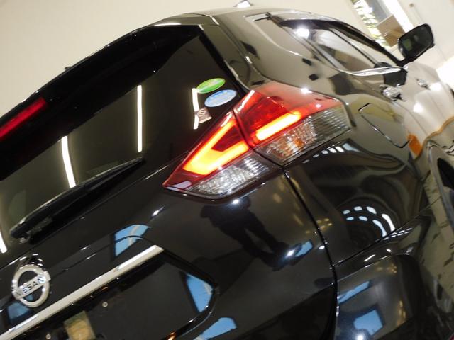 エクストレイル ２０Ｘｉ　純正９インチナビＢｌｕ－ｒａｙ再生アラウンドビューモニタープロパイロットアダクティブクルーズ電動パーキングブレーキパワーバックドア全席シートヒータカプロンシートデジタルインナーミラー踏み間違い防止機能（8枚目）