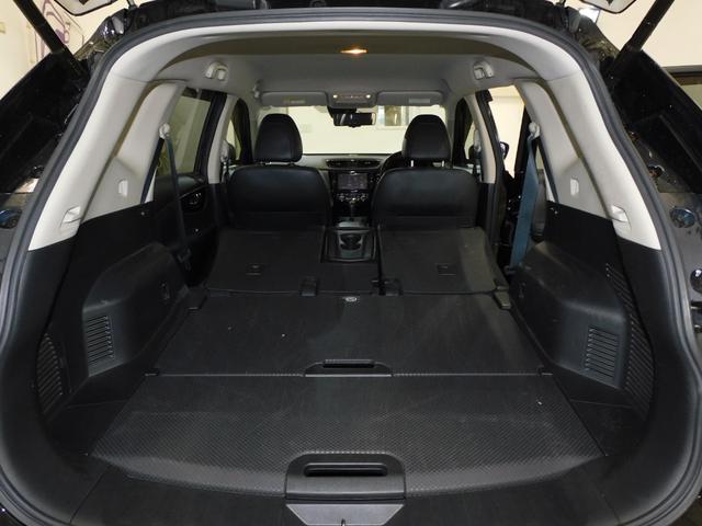 エクストレイル ２０Ｘｉ　純正９インチナビＢｌｕ－ｒａｙ再生アラウンドビューモニタープロパイロットアダクティブクルーズ電動パーキングブレーキパワーバックドア全席シートヒータカプロンシートデジタルインナーミラー踏み間違い防止機能（17枚目）