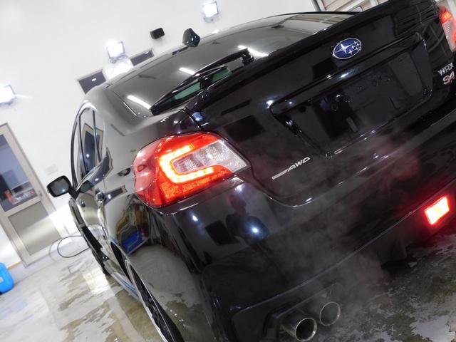 WRX S4 2.0GT-Sアイサイト 4WD ビルシュタインショック アイサイトパドルシフトパワーシート19インチアルミホイールブースト計付サブディスプレイバックカメラ横滑り防止機能電動パーキングブレーキ寒冷地仕様LEDヘットランプターボ(9枚目)