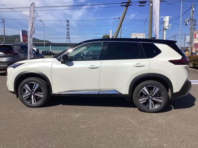 エクストレイル １．５　Ｇ　ｅ－４ＯＲＣＥ　４ＷＤ　社用車ＵＰ　アラウンドビューモニター　ＥＴＣ２．　１オーナー　パークアシスト　オートクルーズコントロール　ＬＥＤヘッドランプ　ナビＴＶ　ＬＫＡ　キーフリー　ＥＴＣ　４ＷＤ　アルミホイール　メモリーナビ　記録簿　バックカメラ　サイドカメラ　ＰＳ　エアＢ（13枚目）