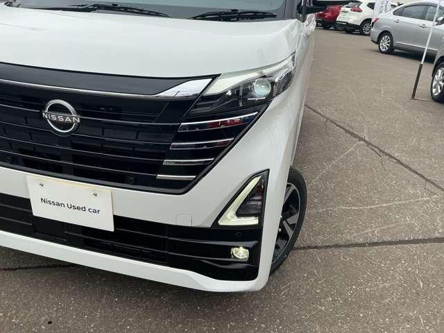 ルークス 660 ハイウェイスターGターボ プロパイロット エディション 4WD サンプルUP 両側電動スライドドア アラウ 追従クルコン 1オーナー LED インテリキー レーンアシスト 整備記録簿 エアコン カーテンエアバッグ 4WD アルミ ABS サイドカメラ パワーステアリング 寒冷地仕 パワーウィンドウ(17枚目)