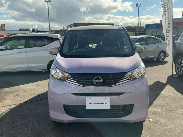 デイズ ６６０　Ｘ　４ＷＤ　サンプルＵＰ　純正アルミホイール　アラウン　ブレーキサポート　サイドカメラ　インテリジェントアラウンドビューモニター　ＬＤＷ　エアコン　インテリジェントキー　フルタイム４ＷＤ　１オーナー　エアバッグ　キーフリー　バックカメラ　盗難防止装置（10枚目）