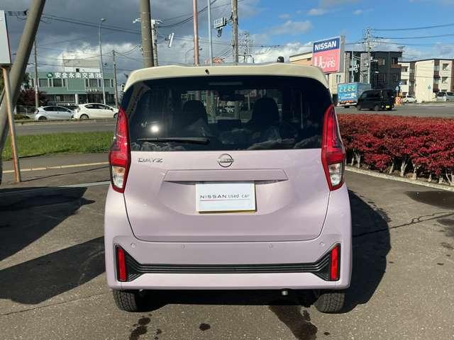 デイズ ６６０　Ｘ　４ＷＤ　サンプルＵＰ　純正アルミホイール　アラウン　ブレーキサポート　サイドカメラ　インテリジェントアラウンドビューモニター　ＬＤＷ　エアコン　インテリジェントキー　フルタイム４ＷＤ　１オーナー　エアバッグ　キーフリー　バックカメラ　盗難防止装置（13枚目）