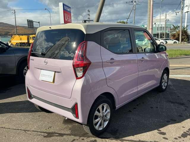 デイズ ６６０　Ｘ　４ＷＤ　サンプルＵＰ　純正アルミホイール　アラウン　ブレーキサポート　サイドカメラ　インテリジェントアラウンドビューモニター　ＬＤＷ　エアコン　インテリジェントキー　フルタイム４ＷＤ　１オーナー　エアバッグ　キーフリー　バックカメラ　盗難防止装置（14枚目）