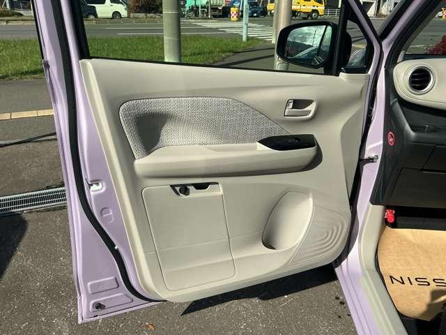 デイズ ６６０　Ｘ　４ＷＤ　サンプルＵＰ　純正アルミホイール　アラウン　ブレーキサポート　サイドカメラ　インテリジェントアラウンドビューモニター　ＬＤＷ　エアコン　インテリジェントキー　フルタイム４ＷＤ　１オーナー　エアバッグ　キーフリー　バックカメラ　盗難防止装置（20枚目）