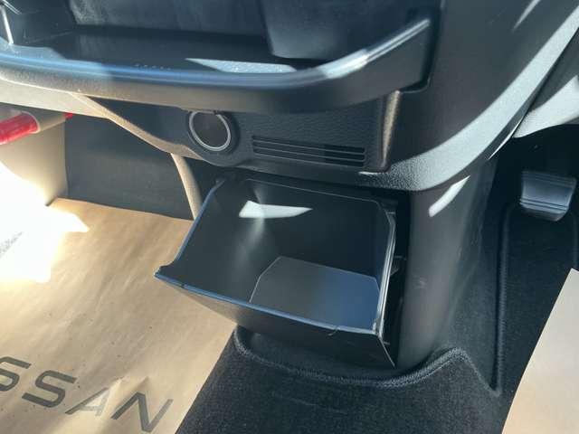 デイズ ６６０　Ｘ　４ＷＤ　サンプルＵＰ　ハンドルヒーター　シートヒー　ブレーキサポート　ＬＥＤヘッド　サイドカメラ　インテリジェントアラウンドビューモニター　ＬＤＷ　エアコン　インテリジェントキー　フルタイム４ＷＤ　１オーナー　エアバッグ　キーフリー　バックカメラ（17枚目）