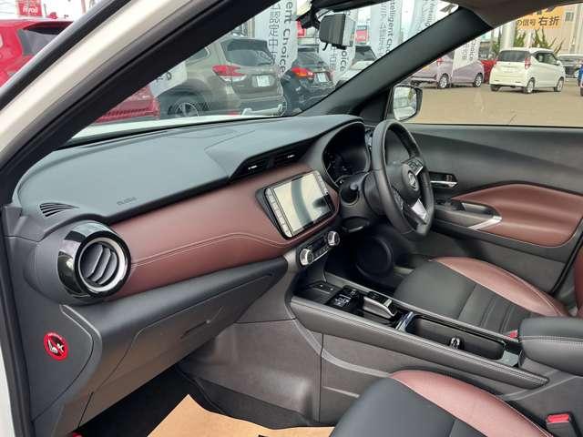 キックス １．２　Ｘ　ＦＯＵＲ　ツートーン　インテリアエディション（ｅ－ＰＯＷＥＲ）　４ＷＤ　サンプルＵＰ　プロパイロット　アラウンドビュ－　ＬＥＤ　インテリキー　ワンオーナー　盗難防止システム　４ＷＤ　オートエアコン　車線逸脱警報　アルミホイール　ナビＴＶ　メモリーナビ　寒冷地仕様　踏み間違え防止（14枚目）