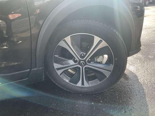 キックス 1.2 X FOUR ツートーン インテリアエディション(e-POWER) 4WD サンプルUP プロパイロット アラウンドビ アラウンドビュ- LED インテリキー ワンオーナー 盗難防止システム 4WD オートエアコン 車線逸脱警報 アルミホイール ナビTV 寒冷地仕様 踏み間違え防止(9枚目)