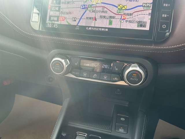 キックス 1.2 X FOUR ツートーン インテリアエディション(e-POWER) 4WD サンプルUP プロパイロット アラウンドビ アラウンドビュ- LED インテリキー ワンオーナー 盗難防止システム 4WD オートエアコン 車線逸脱警報 アルミホイール ナビTV 寒冷地仕様 踏み間違え防止(15枚目)