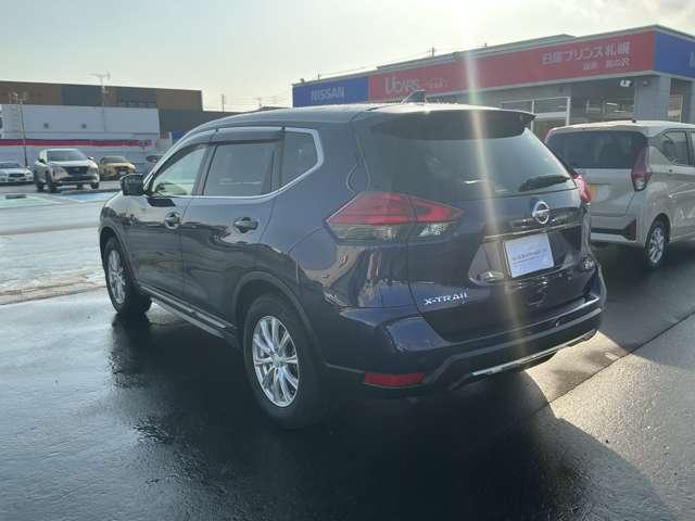 エクストレイル ２．０　２０Ｘｉ　Ｖセレクション　２列車　４ＷＤ　アラウンドビューモニター　踏み間違い防止　盗難防止　全周囲モニター　オールモード４ＷＤ　ＬＥＤヘッドライト　ＬＤＰ　ｉストップ　レーダークルーズ　ＥＴＣ　１オナ　アルミ　メモリーナビ　スマートキー　バックモニター　ＡＢＳ（13枚目）