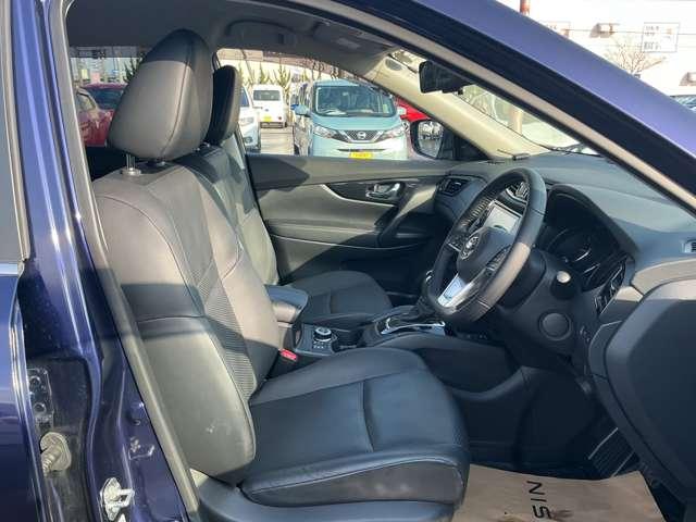 エクストレイル ２．０　２０Ｘｉ　Ｖセレクション　２列車　４ＷＤ　アラウンドビューモニター　踏み間違い防止　盗難防止　全周囲モニター　オールモード４ＷＤ　ＬＥＤヘッドライト　ＬＤＰ　ｉストップ　レーダークルーズ　ＥＴＣ　１オナ　アルミ　メモリーナビ　スマートキー　バックモニター　ＡＢＳ（20枚目）