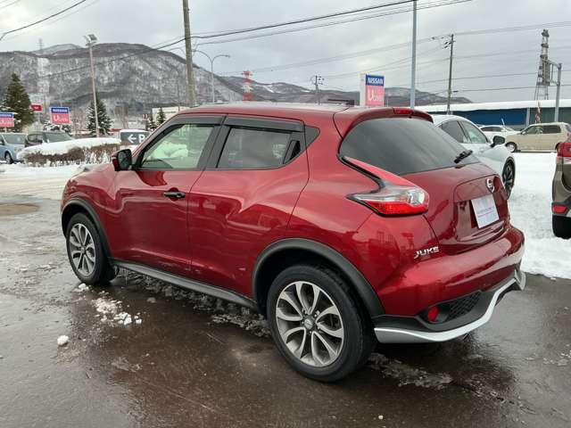 ジューク 1.6 16GT FOUR パーソナライゼーション 4WD シートヒーター アラウンドビューモニター バックカメラ ドライブレコーダー メモリーナビ 盗難防止システム ETC 4WD 記録簿 レーンアシスト 全方位カメラ 衝突被害軽減システム(12枚目)