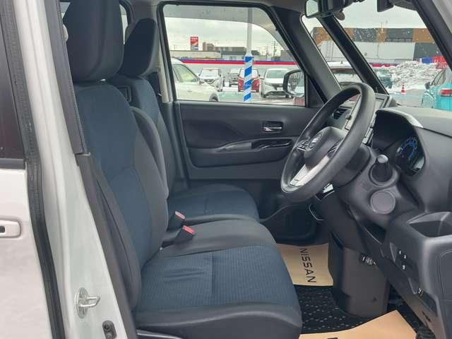 ルークス 660 ハイウェイスターX プロパイロット エディション 4WD アラウンドビューモニター 盗難防止システム 追突防止装置 全方位モニター ワンオーナー ドライブレコーダー ハンズフリー両側電動ドア LEDライト インテリキー 追従クルコン アルミホイール レーンアシスト ETC キーフリー(14枚目)