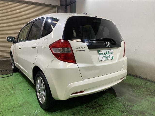 フィット Ｇ・１０ｔｈアニバーサリー　２６０００Ｋｍワンオーナースマートキー（9枚目）