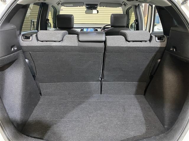 フィット ホーム　夏冬タイヤ９インチナビＴＶＢｌｕｅｔｏｏｔｈ（12枚目）