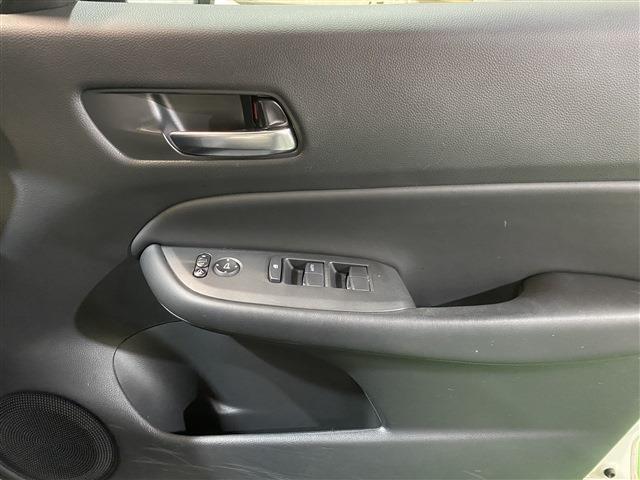 フィット ホーム　夏冬タイヤ９インチナビＴＶＢｌｕｅｔｏｏｔｈ（21枚目）