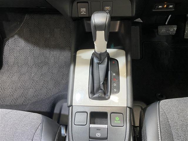 フィット ホーム　夏冬タイヤ９インチナビＴＶＢｌｕｅｔｏｏｔｈ（23枚目）