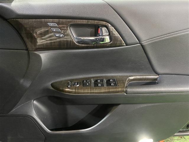 ���Ԃ̎ʐ^�̌�͓��X�̂��Љ�������Ă���������N���}�͂��w�����炪�X�^�[�g�ł��B���S�ŐM���ł��邨�X�ōw������̂����K�ȃJ�[���C�t�̃R�c�B���ЁA���X�̑S�Ă������ɂȂ�����ł��[���̏ゲ�w�����������I