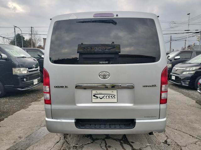 ハイエースバン ロングスーパーＧＬ　４ＷＤ　本州仕入れ　タイミングベルト交換済み　シートカバー　純正ＨＤＤナビ　バックカメラ（7枚目）