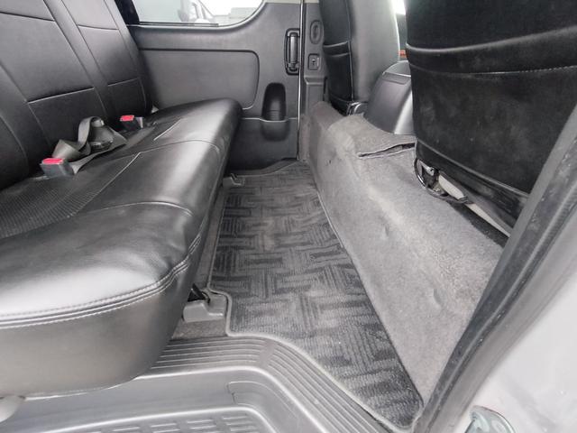 ハイエースバン ロングスーパーＧＬ　４ＷＤ　本州仕入れ　タイミングベルト交換済み　シートカバー　純正ＨＤＤナビ　バックカメラ（28枚目）