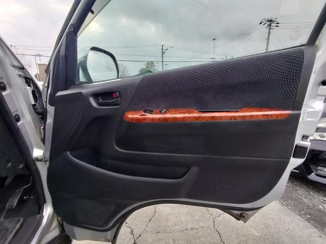 ハイエースバン ロングスーパーＧＬ　４ＷＤ　本州仕入れ　タイミングベルト交換済み　シートカバー　純正ＨＤＤナビ　バックカメラ（34枚目）