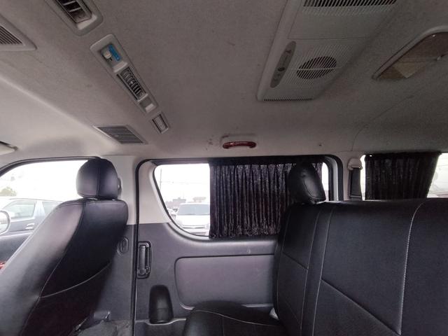 ハイエースバン ロングスーパーＧＬ　４ＷＤ　本州仕入れ　タイミングベルト交換済み　シートカバー　純正ＨＤＤナビ　バックカメラ（45枚目）