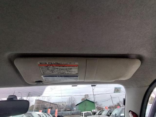 ハイエースバン ロングスーパーＧＬ　４ＷＤ　本州仕入れ　タイミングベルト交換済み　シートカバー　純正ＨＤＤナビ　バックカメラ（59枚目）