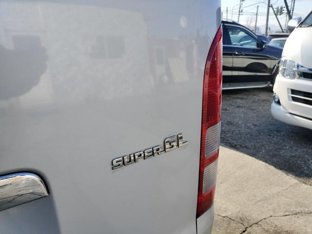 ハイエースバン ロングスーパーＧＬ　４ＷＤ　本州仕入れ　新品シートカバー　社外アルミ　ＨＩＤヘッドライト　オートライト　ＥＴＣ（7枚目）