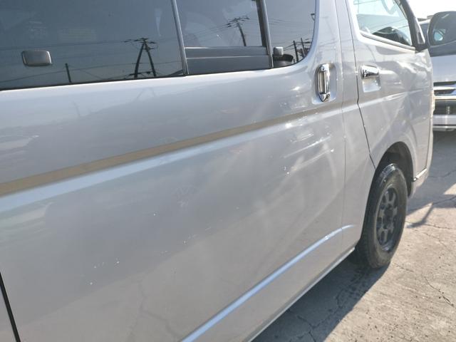ハイエースバン ロングスーパーＧＬ　４ＷＤ　本州仕入れ　新品シートカバー　社外アルミ　ＨＩＤヘッドライト　オートライト　ＥＴＣ（9枚目）