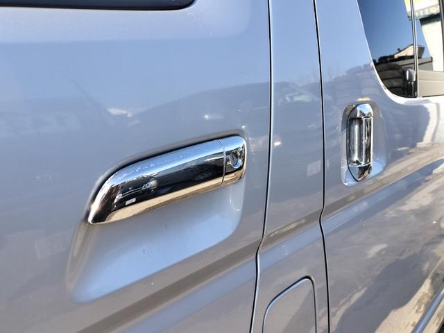 ハイエースバン ロングスーパーＧＬ　４ＷＤ　本州仕入れ　新品シートカバー　社外アルミ　ＨＩＤヘッドライト　オートライト　ＥＴＣ（14枚目）