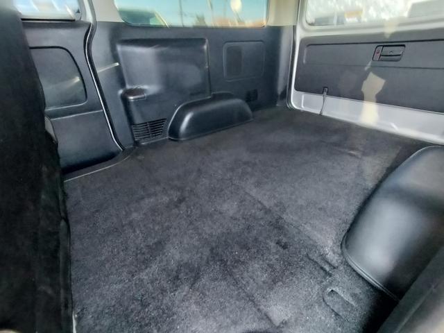 ハイエースバン ロングスーパーＧＬ　４ＷＤ　本州仕入れ　新品シートカバー　社外アルミ　ＨＩＤヘッドライト　オートライト　ＥＴＣ（39枚目）