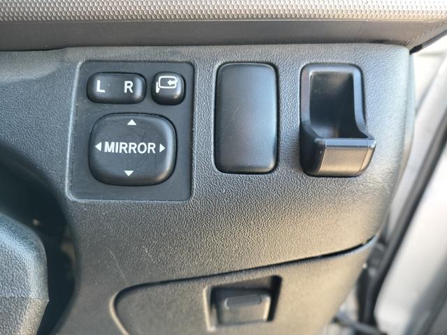 ハイエースバン ロングスーパーＧＬ　４ＷＤ　本州仕入れ　新品シートカバー　社外アルミ　ＨＩＤヘッドライト　オートライト　ＥＴＣ（55枚目）