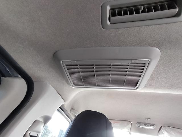 ハイエースバン ロングスーパーＧＬ　４ＷＤ　本州仕入れ　新品シートカバー　社外アルミ　ＨＩＤヘッドライト　オートライト　ＥＴＣ（62枚目）