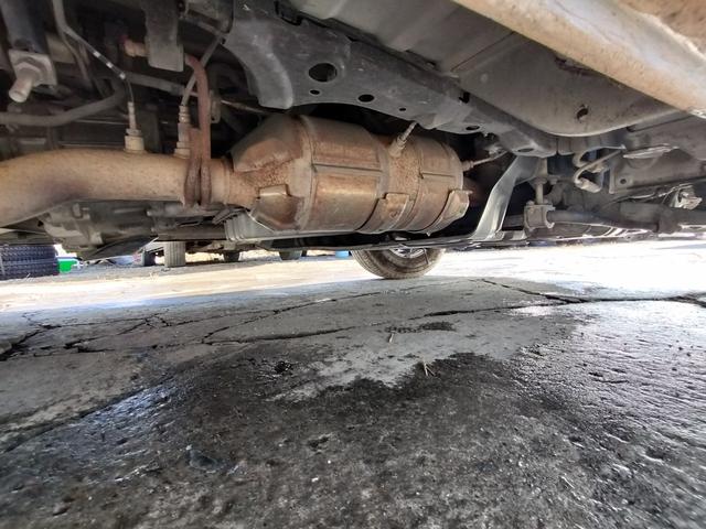 ハイエースバン ロングスーパーＧＬ　４ＷＤ　本州仕入れ　新品シートカバー　社外アルミ　ＨＩＤヘッドライト　オートライト　ＥＴＣ（70枚目）