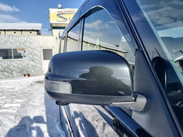 セレナ ハイウェイスター　Ｖセレクション＋セーフティＩＩ　４ＷＤ　本州仕入れ　両側パワースライド　純正８インチナビ　バックカメラ　タイミングチェーン　純正アルミ（15枚目）