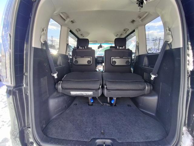 セレナ ハイウェイスター　Ｖセレクション＋セーフティＩＩ　４ＷＤ　本州仕入れ　両側パワースライド　純正８インチナビ　バックカメラ　タイミングチェーン　純正アルミ（23枚目）