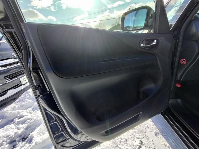 セレナ ハイウェイスター　Ｖセレクション＋セーフティＩＩ　４ＷＤ　本州仕入れ　両側パワースライド　純正８インチナビ　バックカメラ　タイミングチェーン　純正アルミ（34枚目）