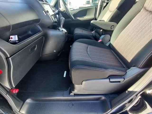 セレナ ハイウェイスター　Ｖセレクション＋セーフティＩＩ　４ＷＤ　本州仕入れ　両側パワースライド　純正８インチナビ　バックカメラ　タイミングチェーン　純正アルミ（36枚目）