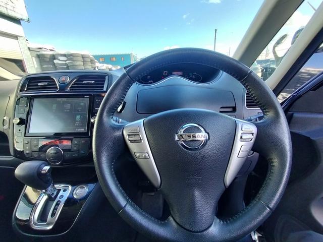 セレナ ハイウェイスター　Ｖセレクション＋セーフティＩＩ　４ＷＤ　本州仕入れ　両側パワースライド　純正８インチナビ　バックカメラ　タイミングチェーン　純正アルミ（52枚目）