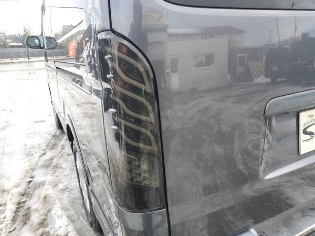 ハイエースバン ロングスーパーGL 4WD 本州仕入れ 新品シートカバー 社外SDナビ フルセグ バックカメラ フリップダウンモニター(10枚目)