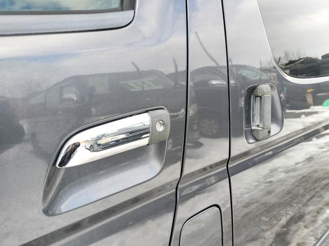 ハイエースバン ロングスーパーGL 4WD 本州仕入れ 新品シートカバー 社外SDナビ フルセグ バックカメラ フリップダウンモニター(18枚目)