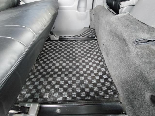 ハイエースバン ロングスーパーGL 4WD 本州仕入れ 新品シートカバー 社外SDナビ フルセグ バックカメラ フリップダウンモニター(59枚目)